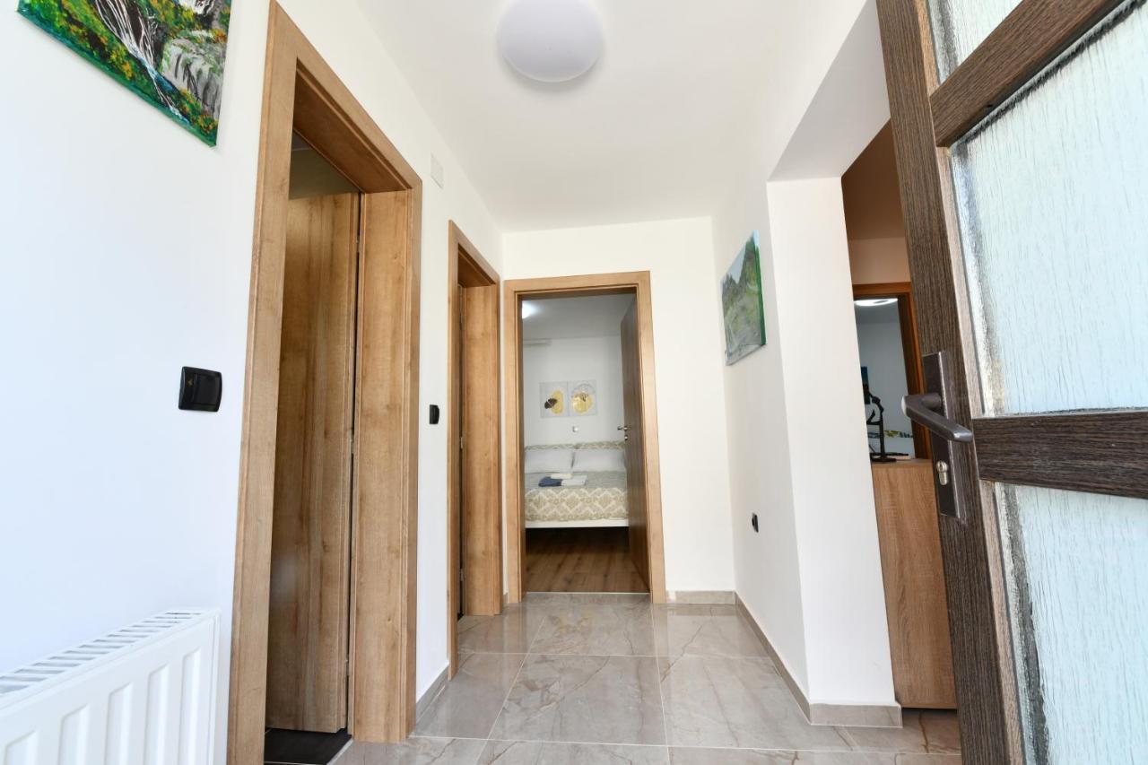 Apartmani Brium Rakovica Exterior photo