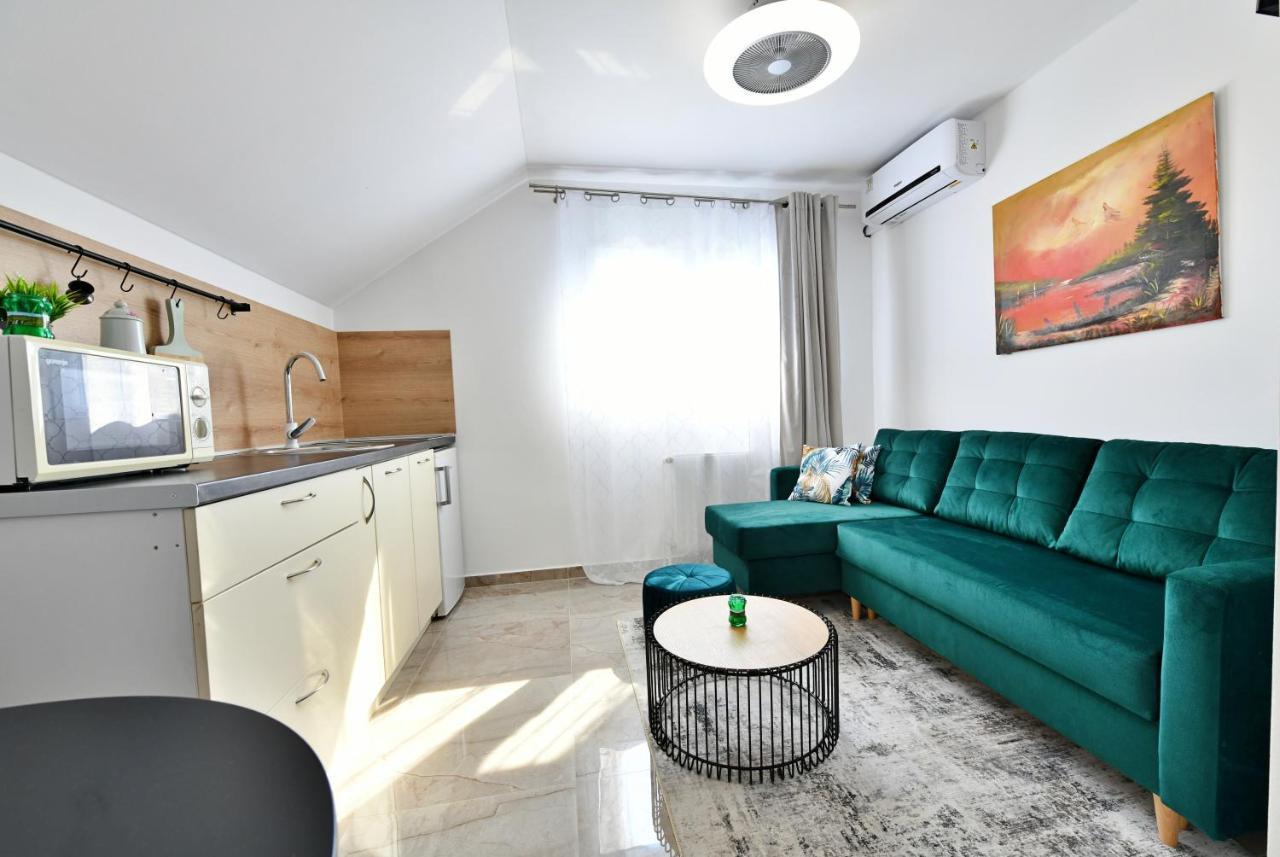 Apartmani Brium Rakovica Exterior photo