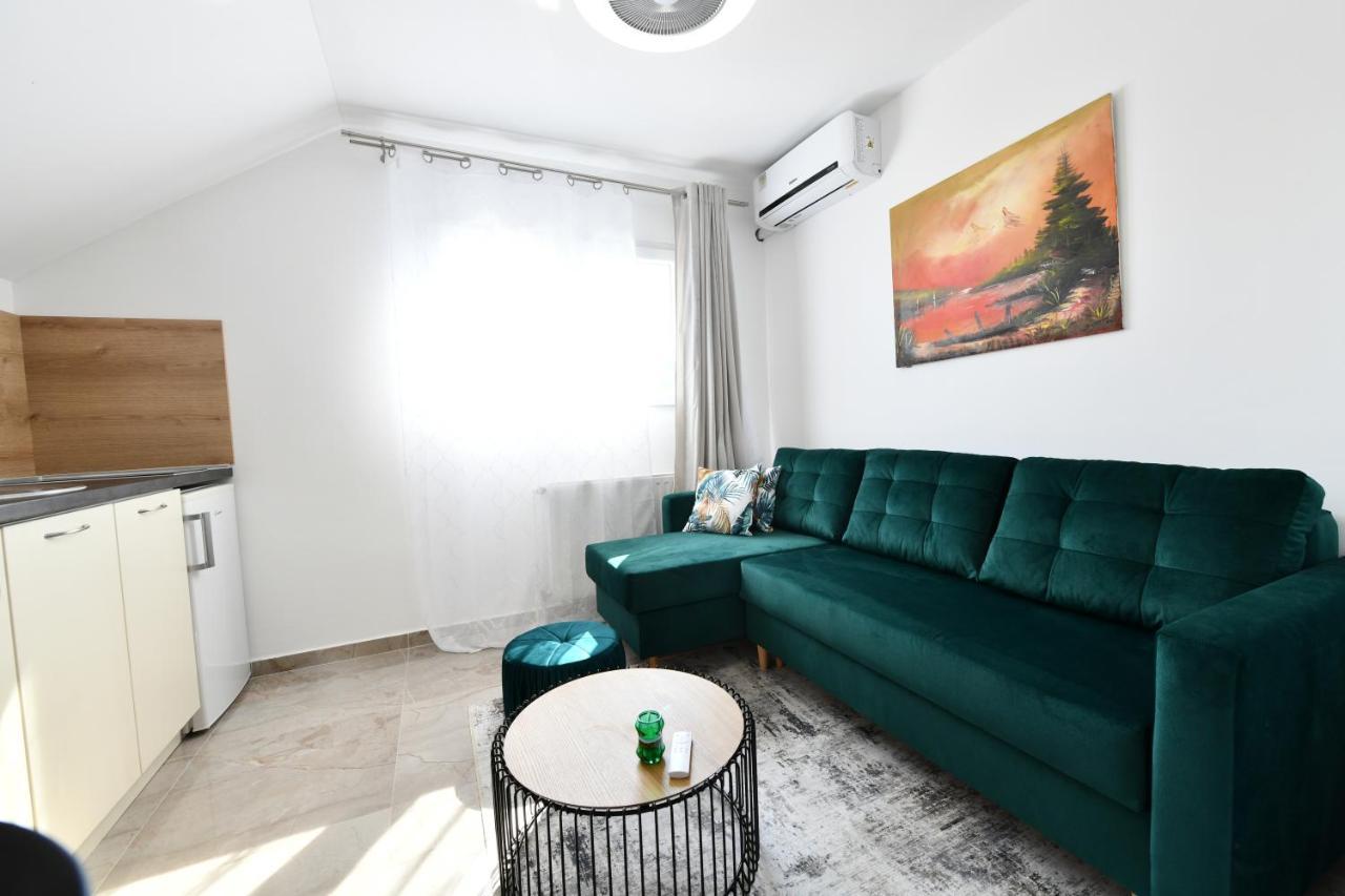 Apartmani Brium Rakovica Exterior photo