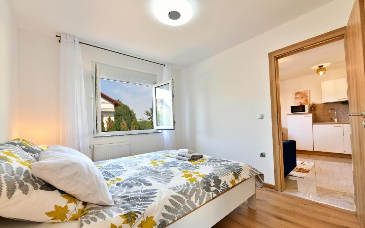 Apartmani Brium Rakovica Exterior photo